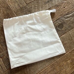 White Gucci dust bag - authentic